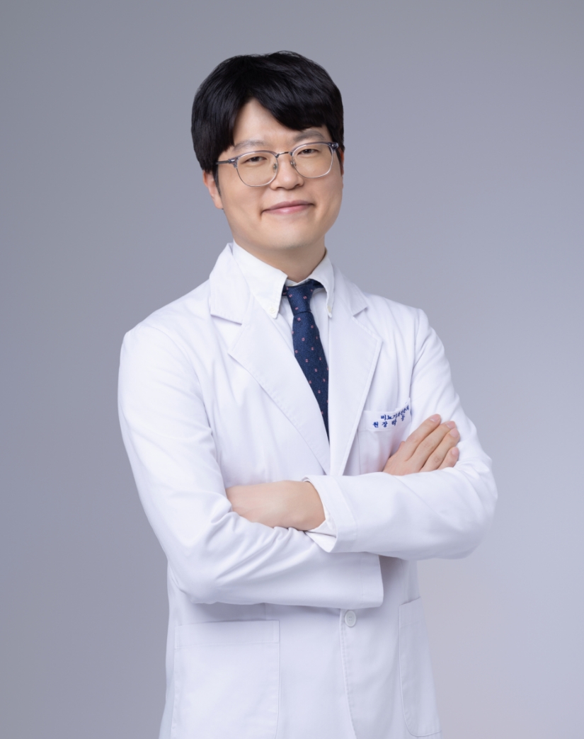 Dr. Wang Yong Lee